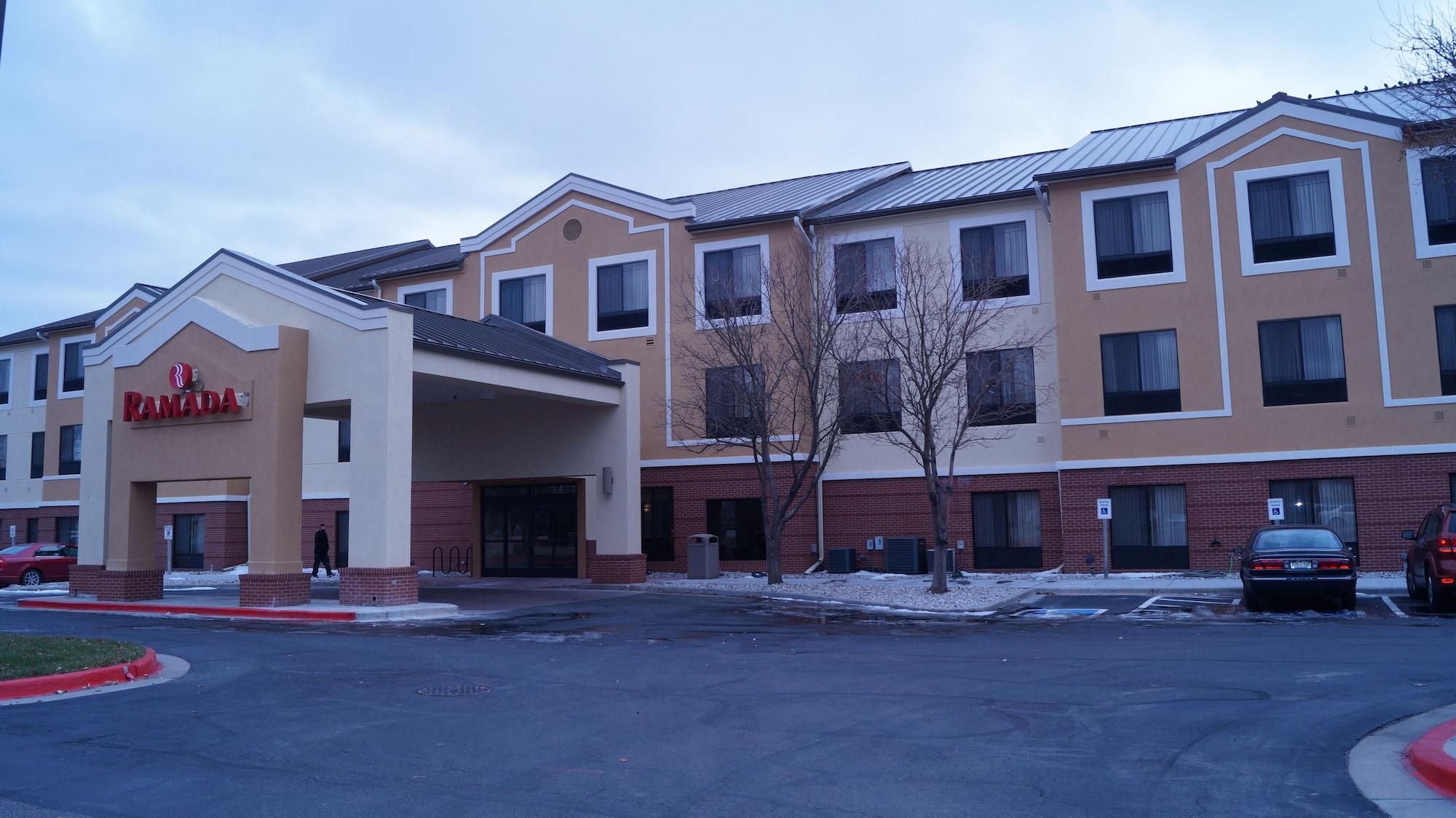 Ramada By Wyndham Denver International Airport Exterior photo